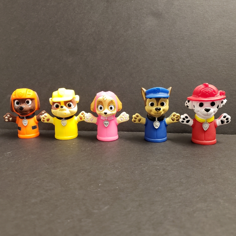 5 Paw Patrol Finger Puppets including Skye Zuma Marshall Chase & Rubble